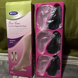 Foot Care Gel Arch Support by - Black and Pink